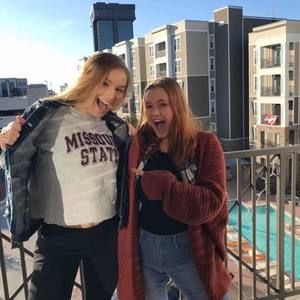 Meet your Posher, Rachel